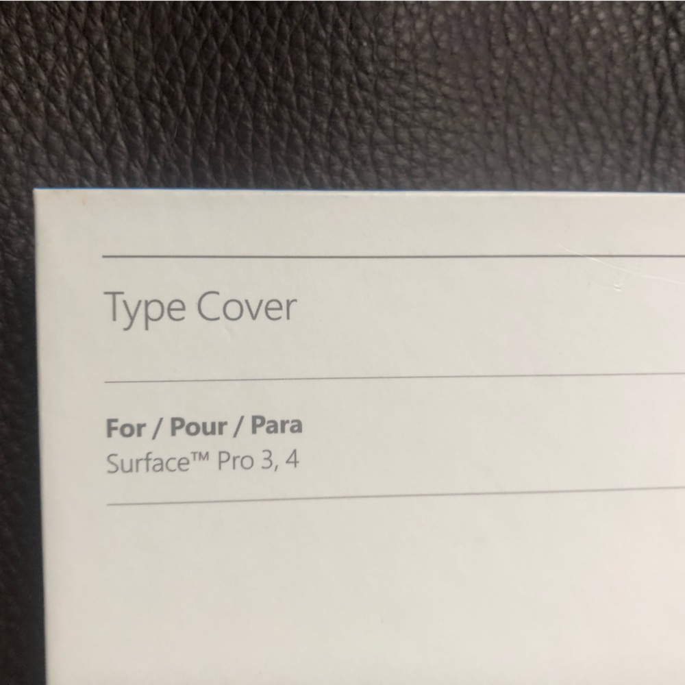 Microsoft Surface Pro type cover (keyboard) - Picture 2 of 4